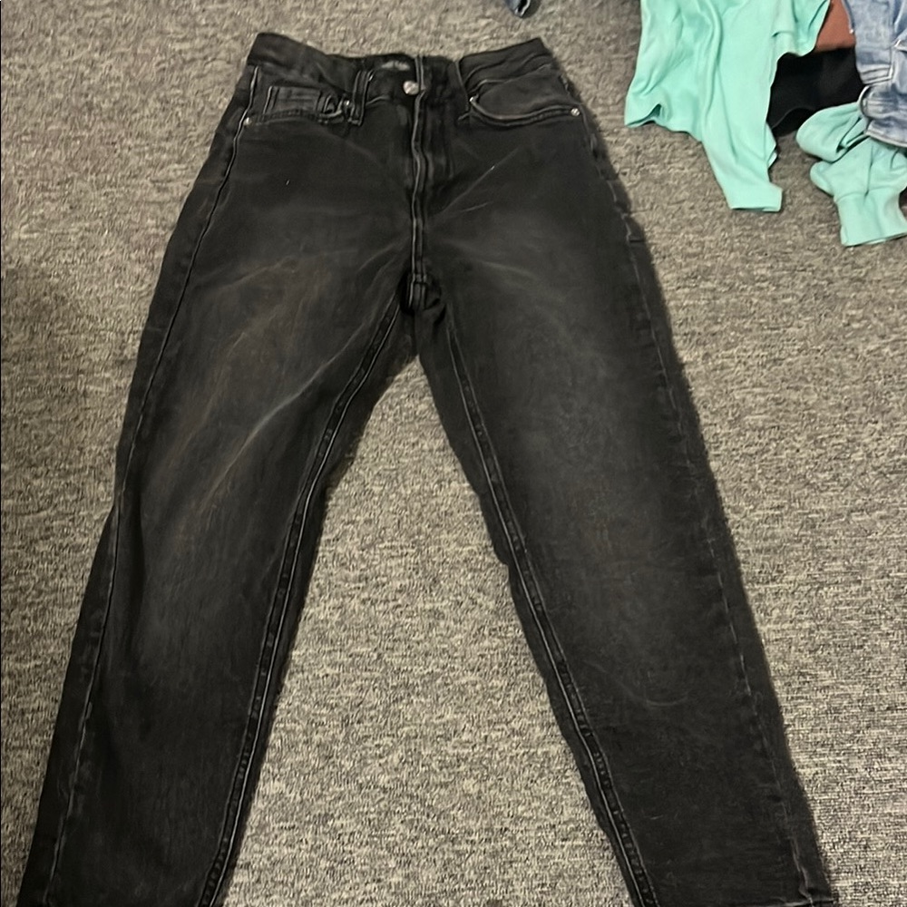 Black High-Waisted Jeans